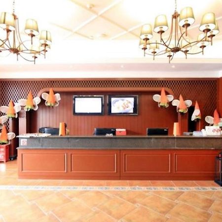 Ibis Chongqing Airport Hotel Exterior photo